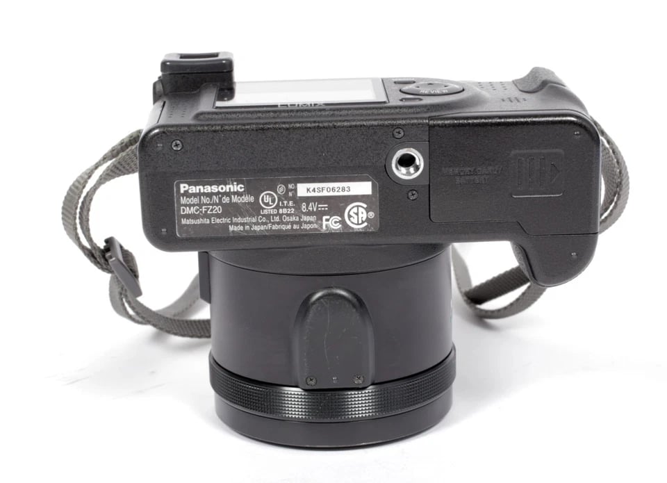 Panasonic Lumix FZ20 superzoom digital camera 4.9MP TESTED +